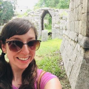 Meet your Posher, Sonya